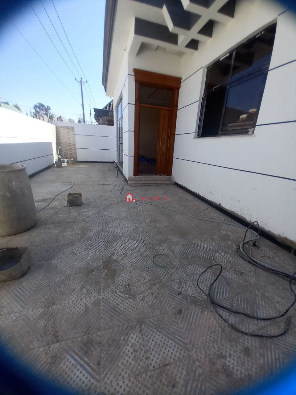 93.Ayat 200 m² Residence service Villa building