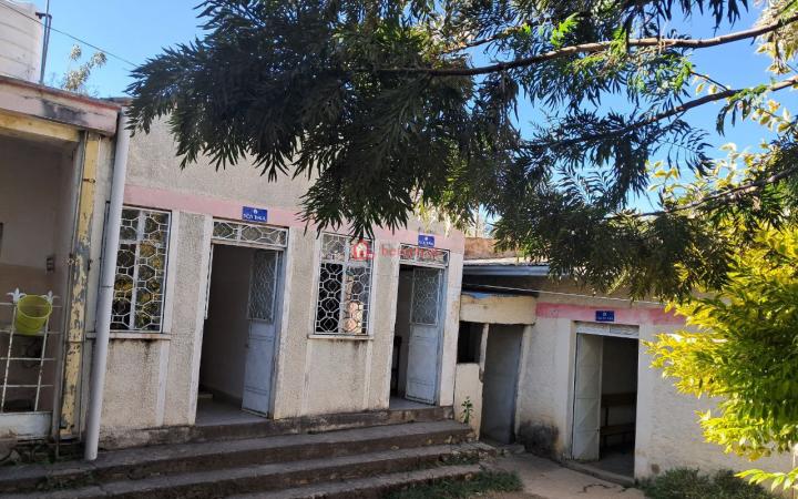 Axum 406 m2 L-Shape House