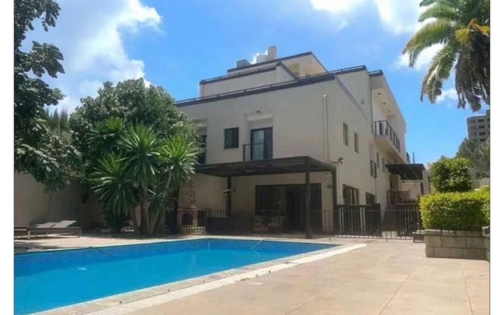 Resort villa G+2 in Bole