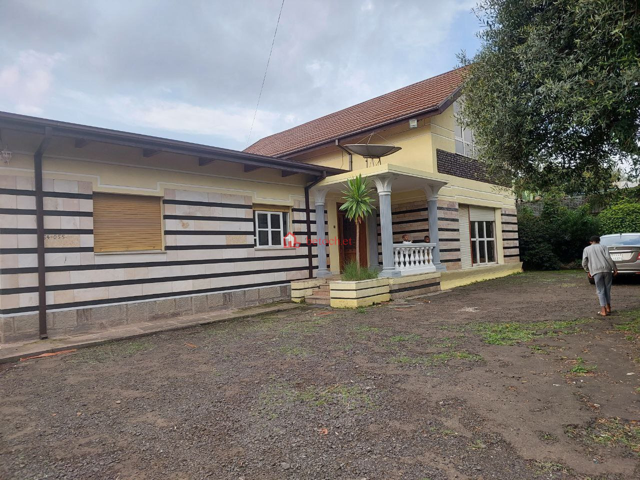Meskel Flower 1000 m² Resident Villa House