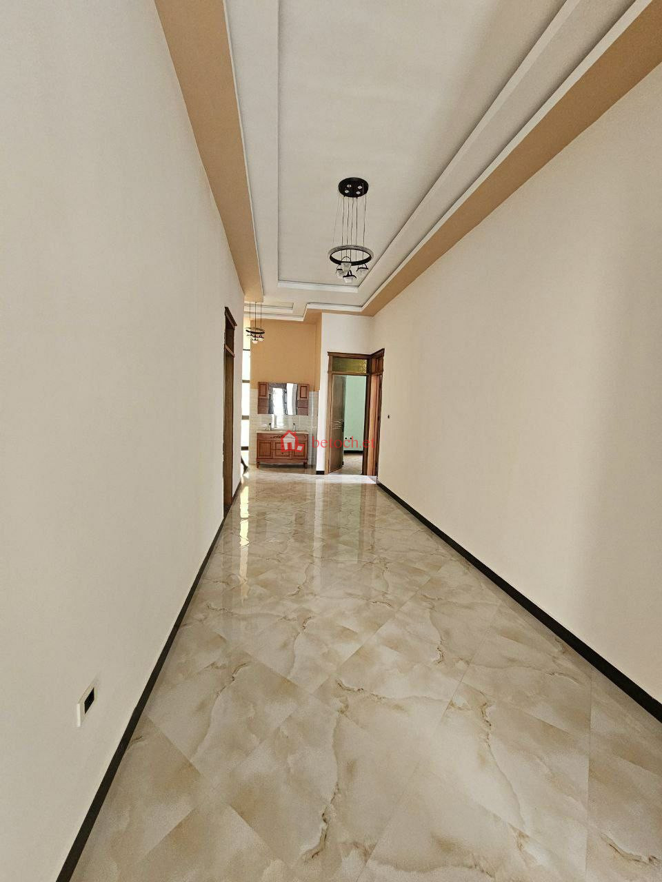 80.Gerje Jacros 531 m2 Res. Villa House