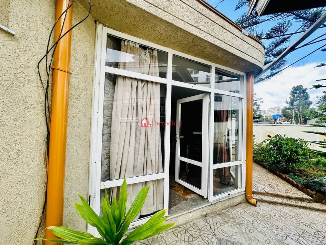 48.22 Mazoriya TOTAL 81.22 m² Residence House