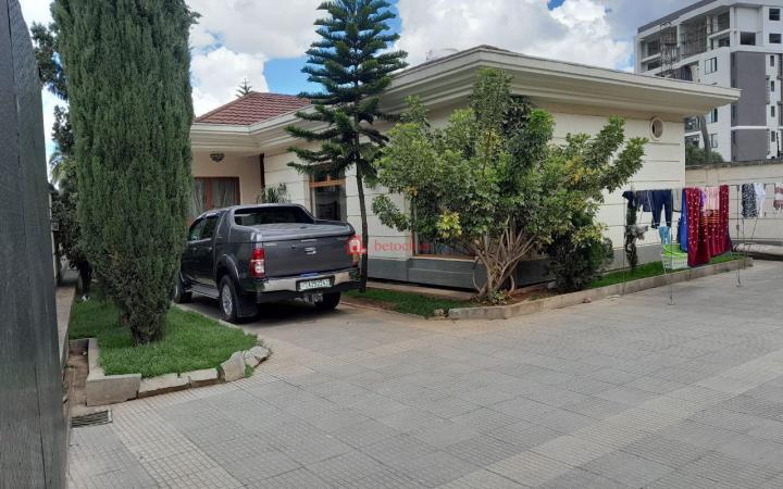 164.Bole wolo sefer 700 m² G⁺¹ Resident Villa House Building