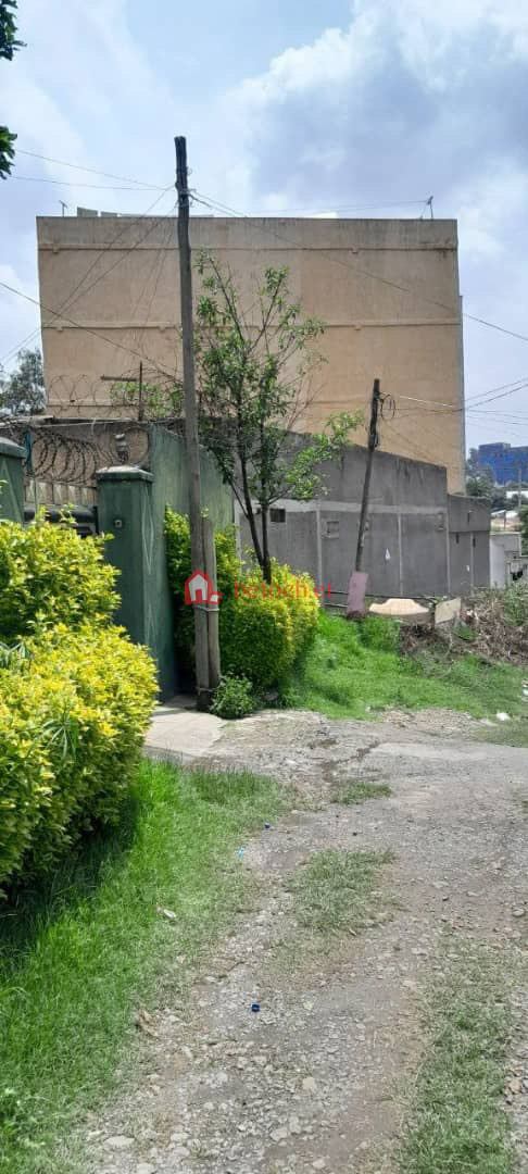 Saris 250 m² Detached House Plot