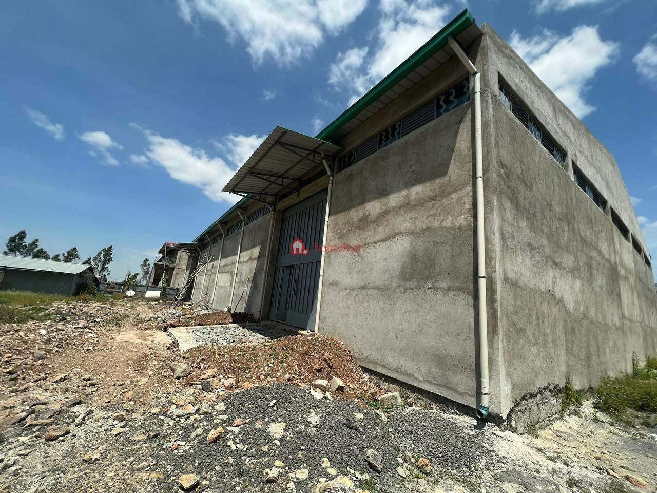 Sebeta 5370 m² Manufacturing or Were House𞥑Store with office