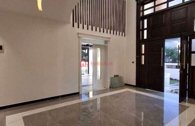 Stunning Luxury House in Ayat