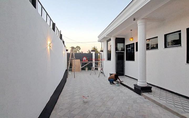 47.Kotebe Teaching College 205 m² Villa House