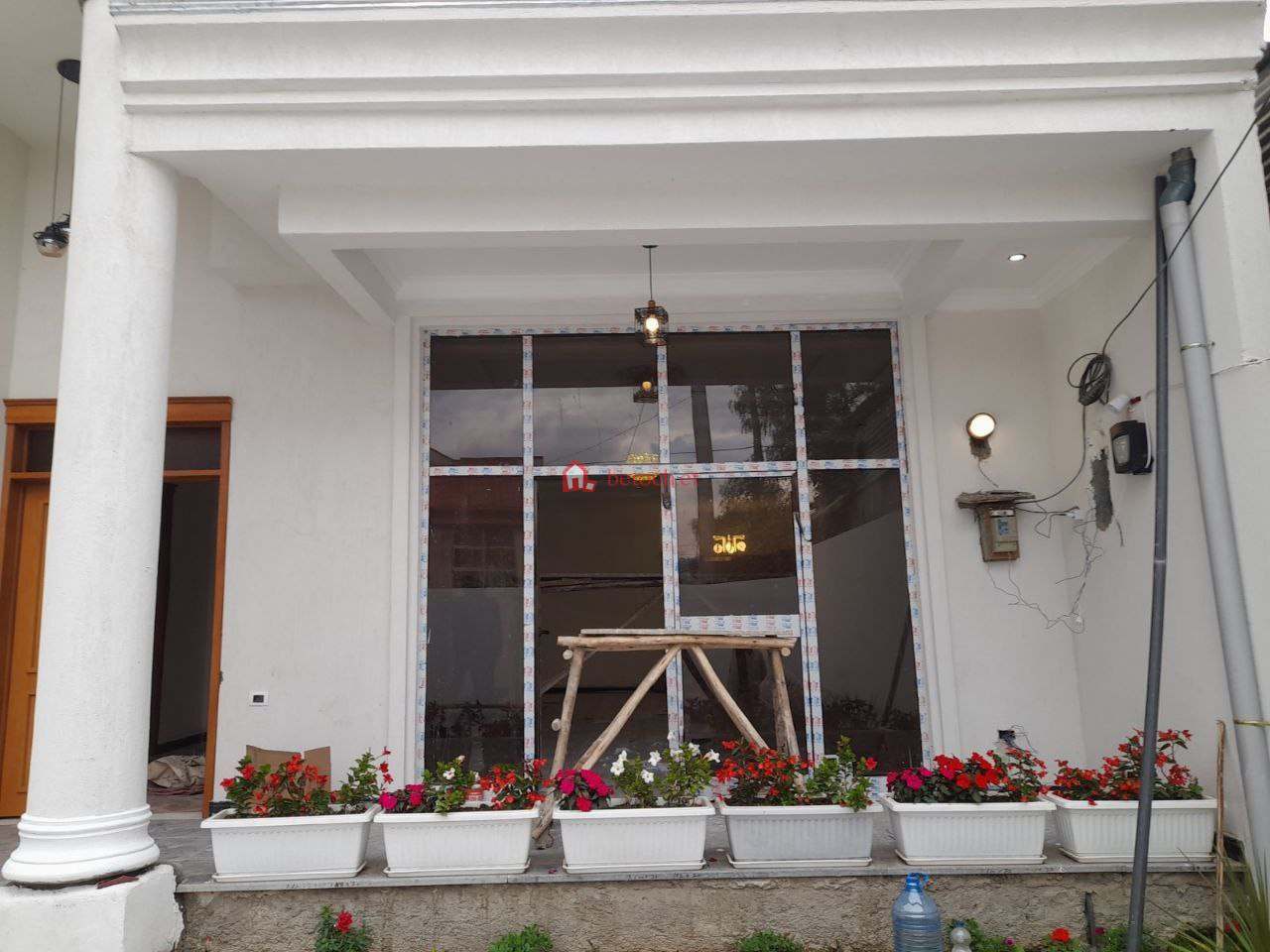 101.Embassy of France 305 m² Residence service Villa building