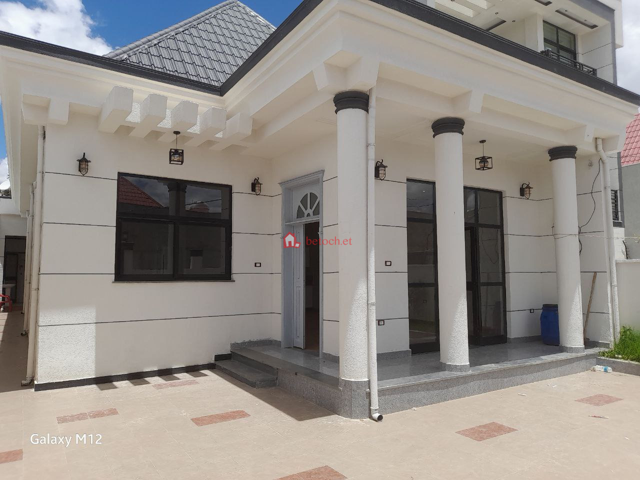 106.Semit 250 m² Residence Villa House building