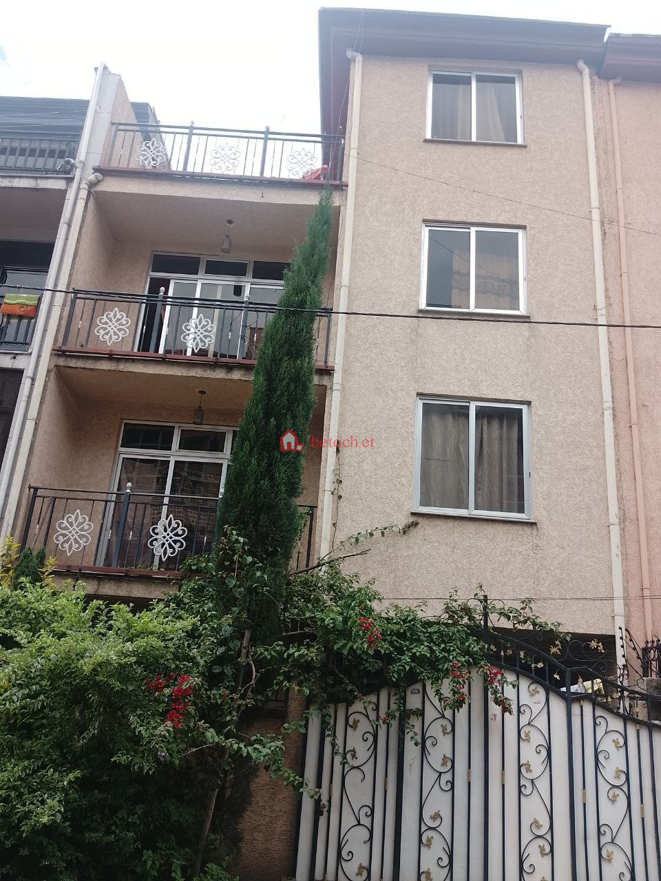 106.Kaliti 72 m² G⁺³ Resident Villa House Building
