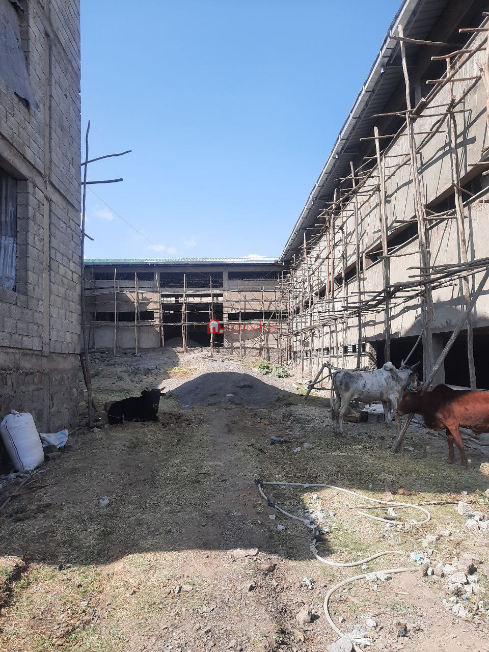 13.Gelan condos Warehouse 2500 M² office B⁺G⁺² Store