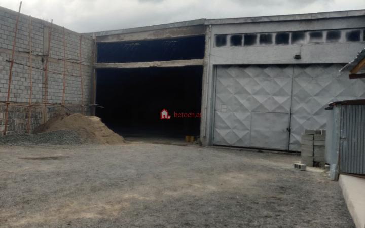 6.Were House for rent Qera-Gofa Gebreal 1400 m² multipurpose use were house
